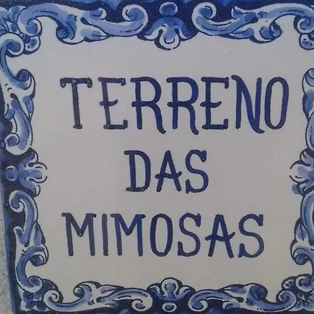 Terreno Mimosas Quarto em Acomodações Particulares