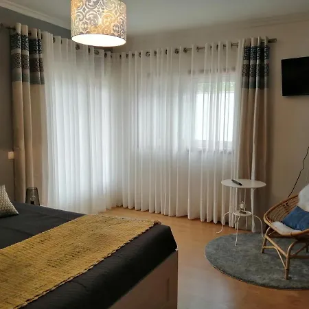 Terreno Mimosas Quarto em Acomodações Particulares *